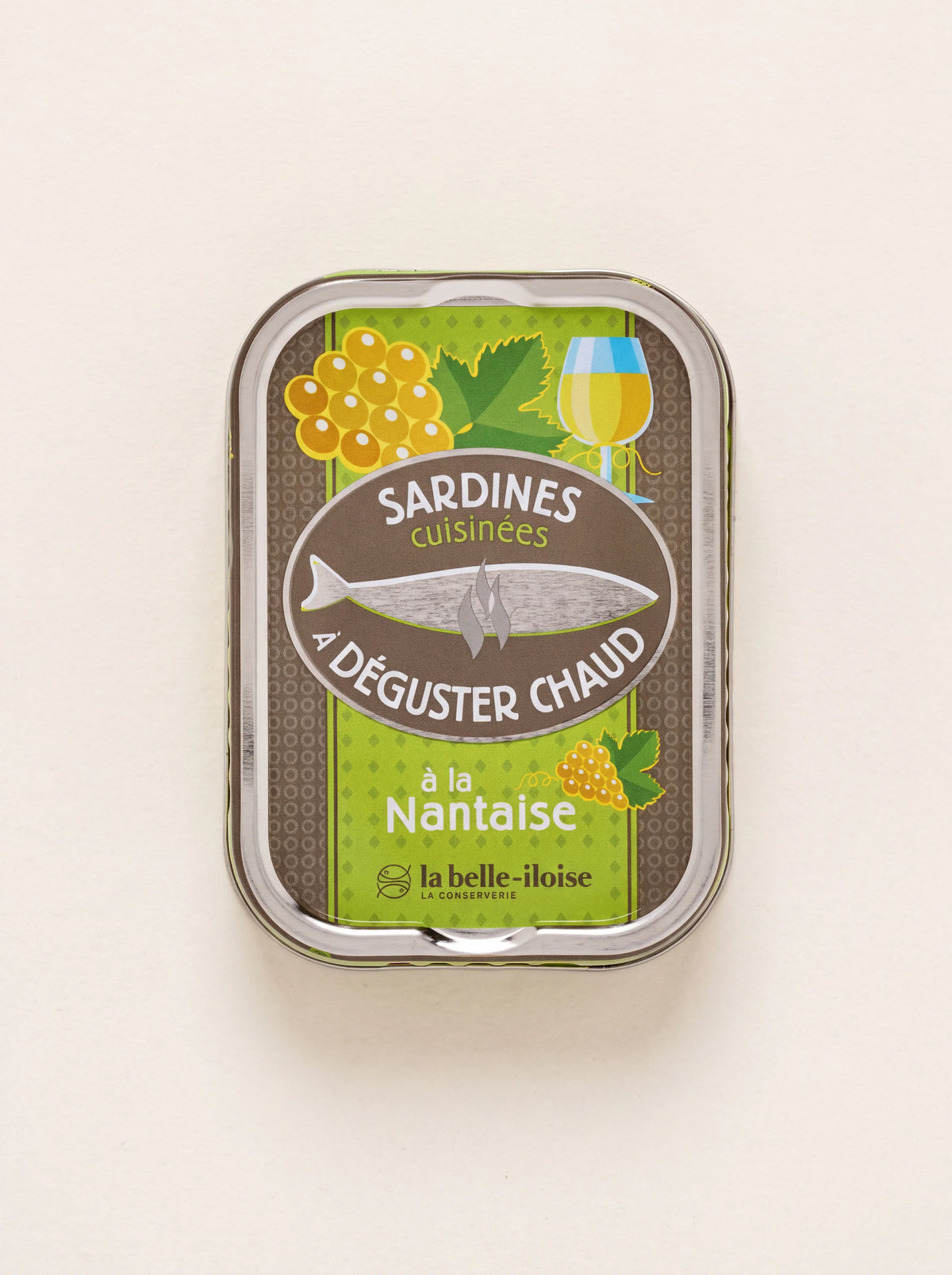 Tin of Sardines à la Nantaise with label reading Sardines cuisinées à déguster chaud